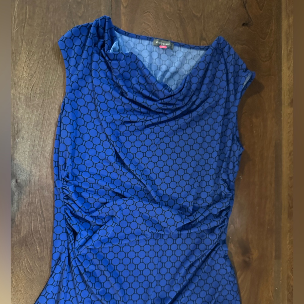Cute Vince Camuto blouse